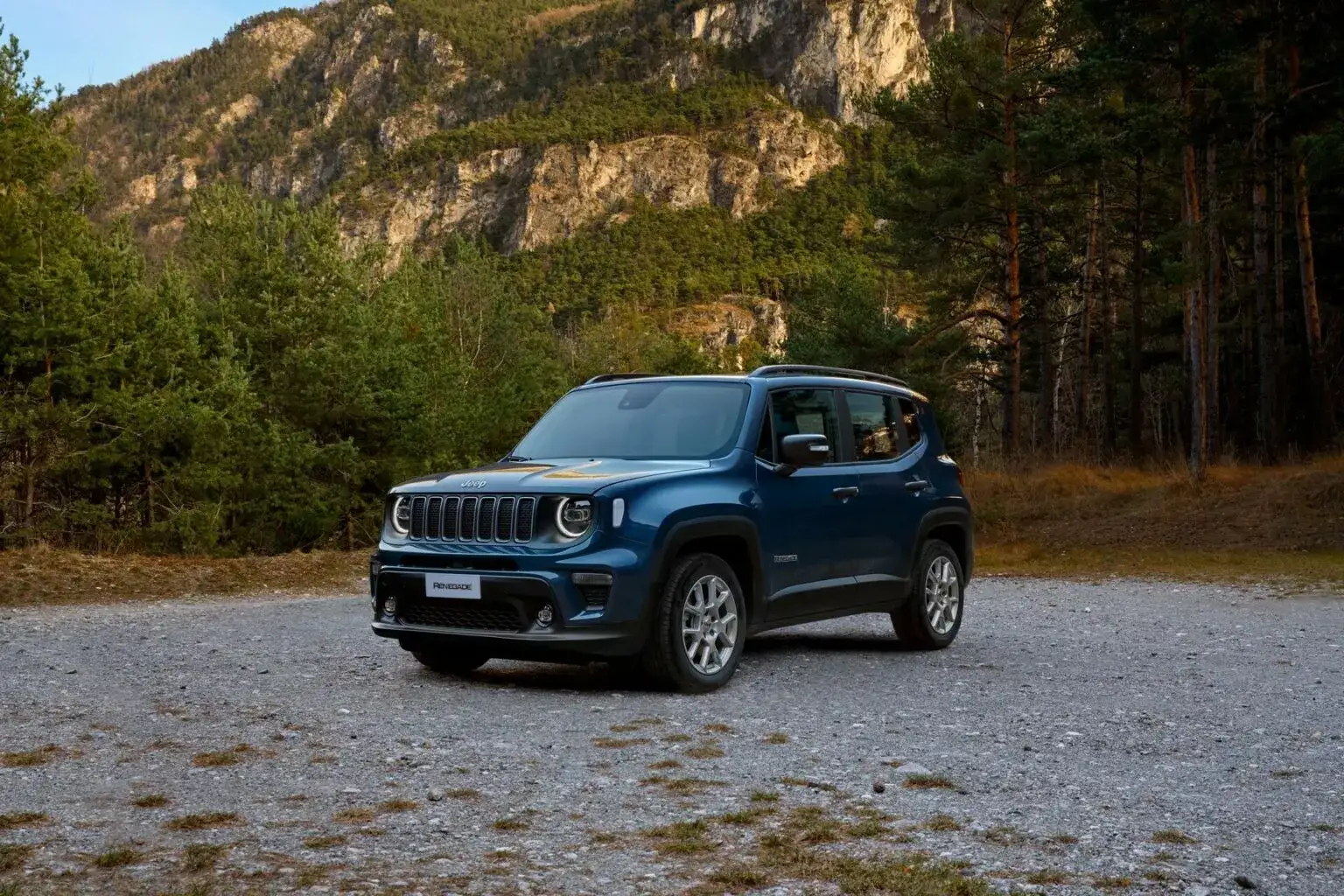 Маленький кроссовер Jeep Renegade оновився на 2024 рік для Європи